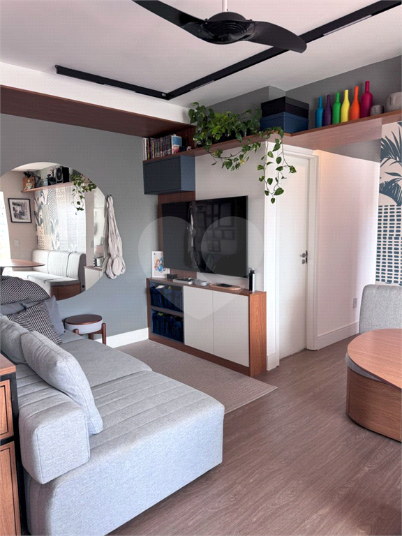 Apartamento a venda 2 dormitórios sendo 1 suíte próximo metrô