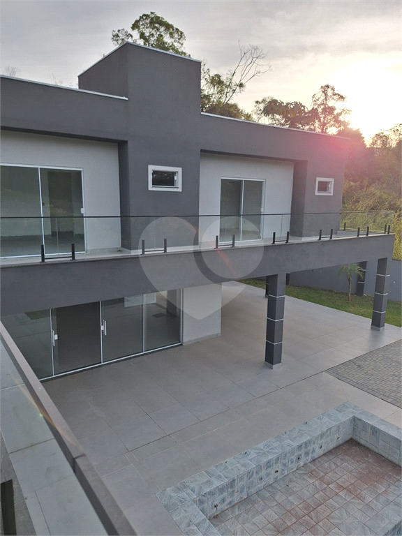 Casa para venda no Condomínio Canadá Village