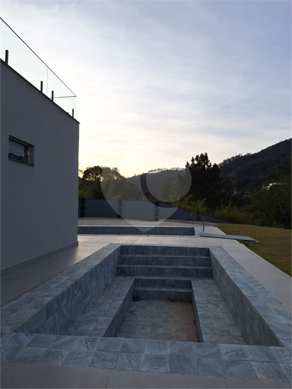 Casa para venda no Condomínio Canadá Village