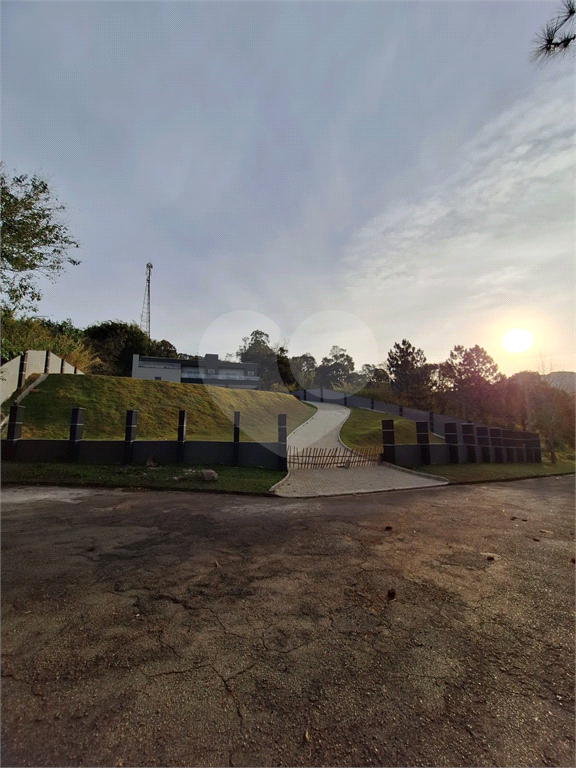 Casa para venda no Condomínio Canadá Village