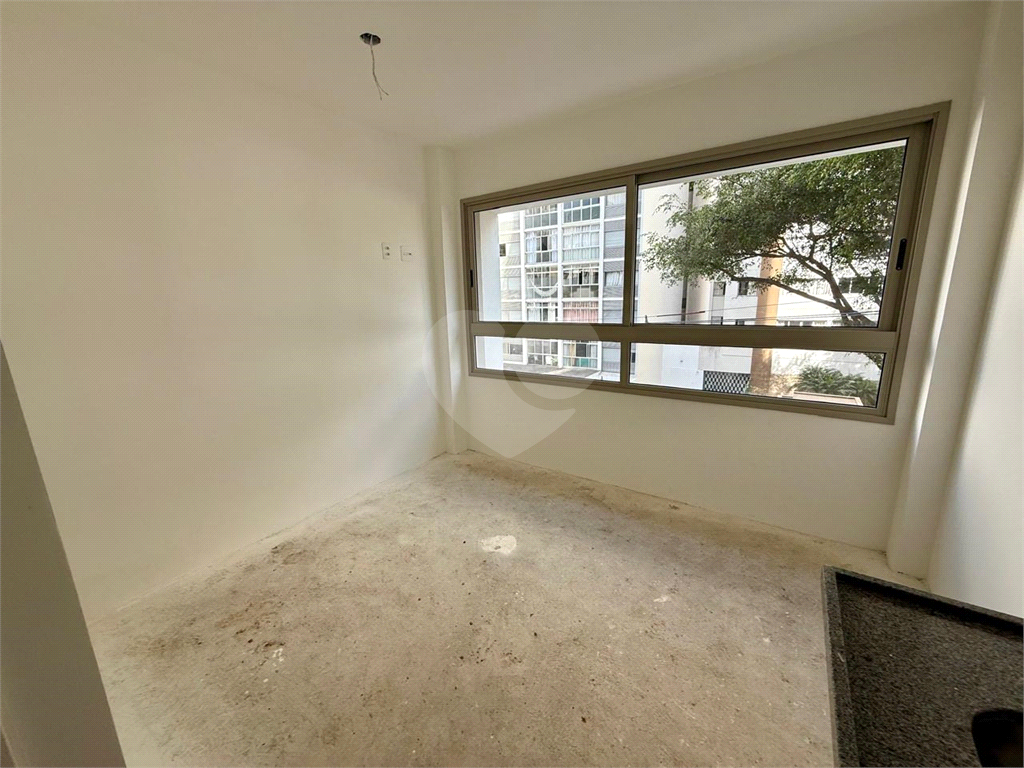 PINHEIROS - ESTÚDIO A 270 M² A PÉ  DO METRÕ FRADIQUE 