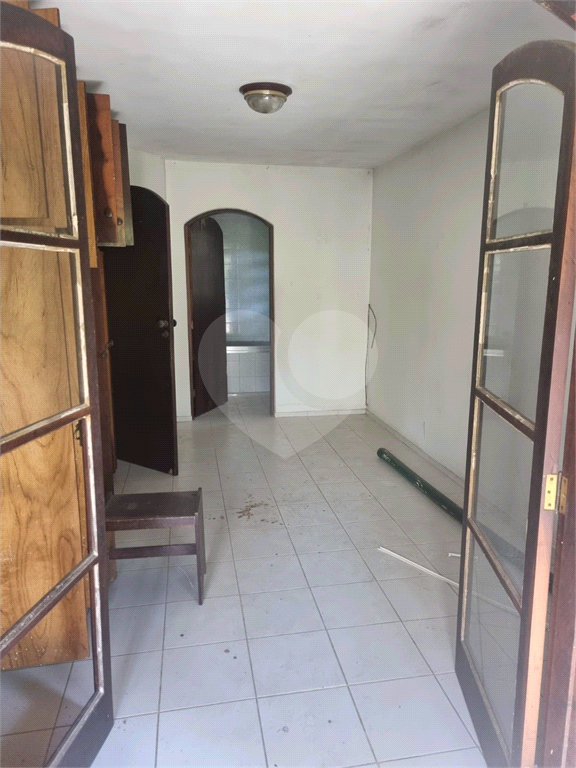 SOBRADO em JUNDIAIZINHO (TERRA PRETA)