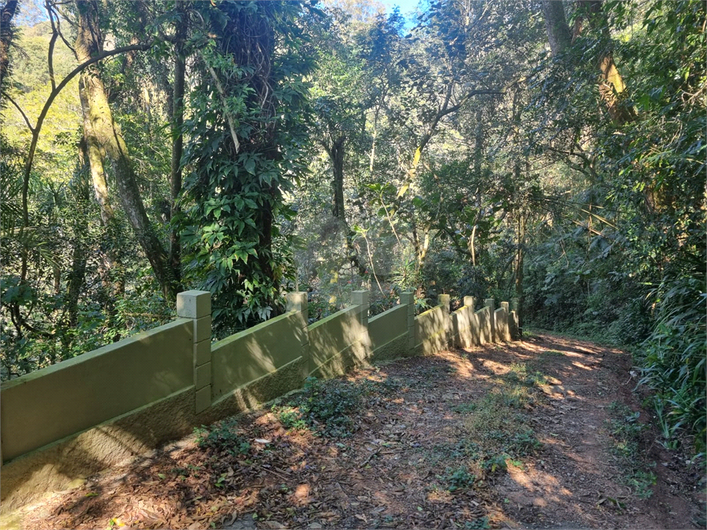 SOBRADO em JUNDIAIZINHO (TERRA PRETA)
