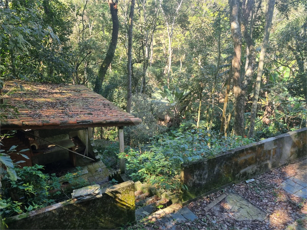 SOBRADO em JUNDIAIZINHO (TERRA PRETA)