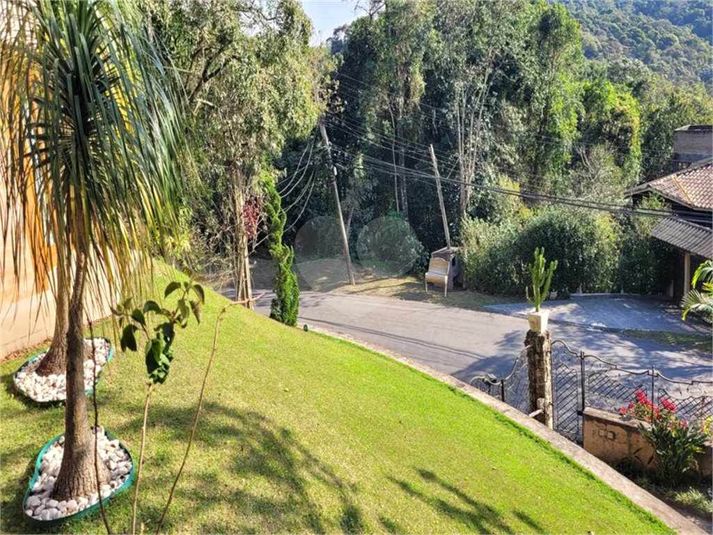 Casa de Condomínio à venda com 4 quartos, 344m² - Foto 40