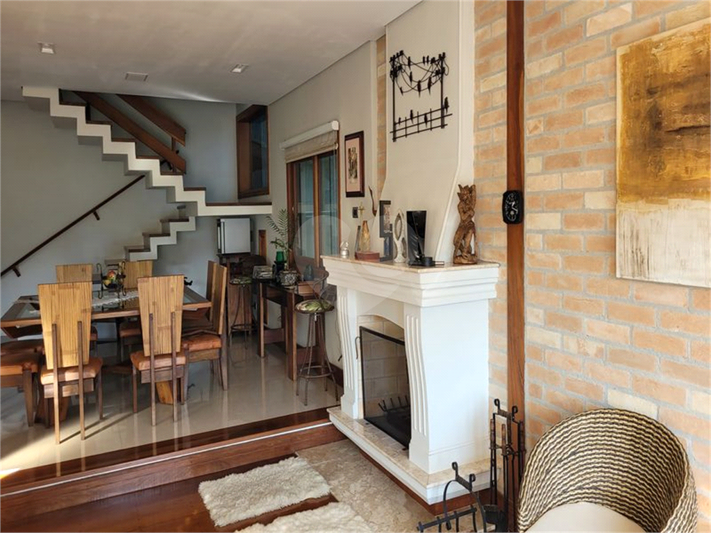 Casa de Condomínio à venda com 4 quartos, 344m² - Foto 3