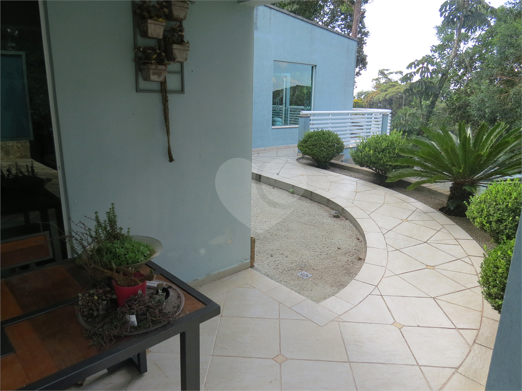 Casa de Condomínio à venda com 3 quartos, 280m² - Foto 13