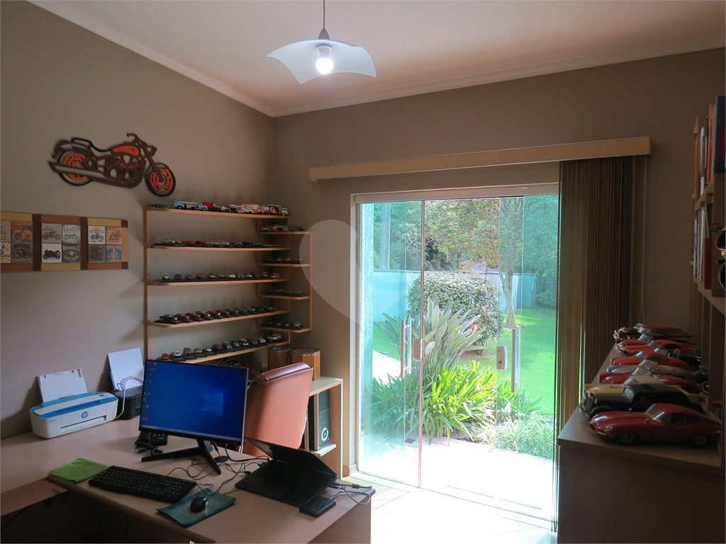 Casa de Condomínio à venda com 3 quartos, 280m² - Foto 33
