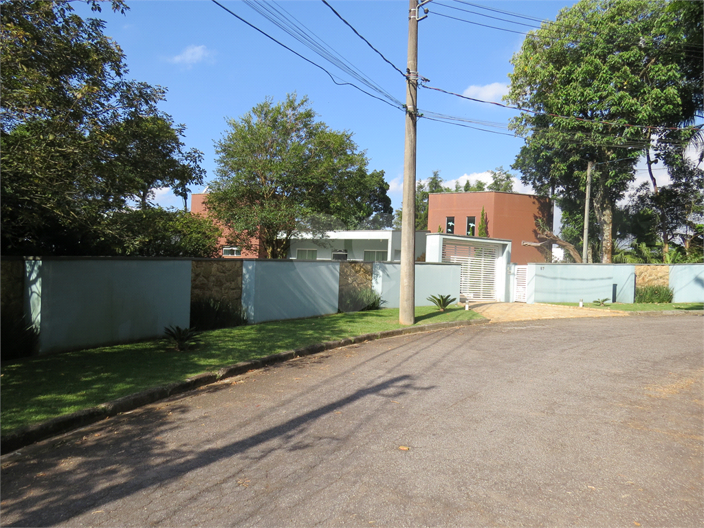 Casa de Condomínio à venda com 3 quartos, 280m² - Foto 1