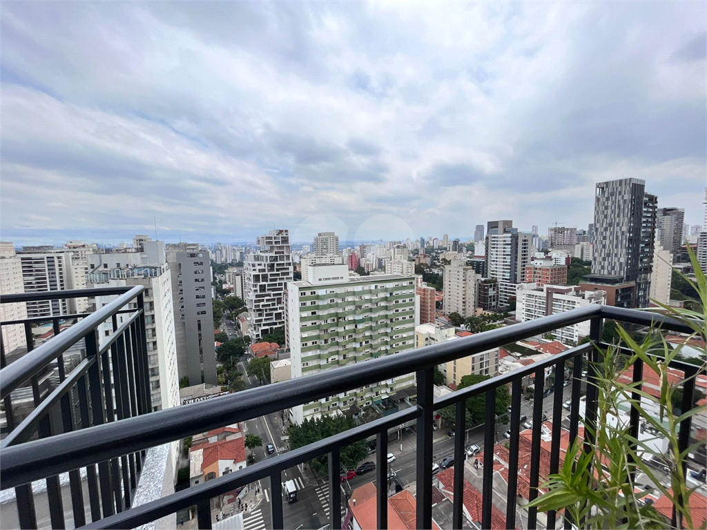 Apartamento com 31m² a venda em Pinheiros