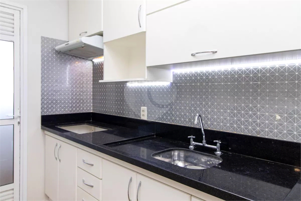 Apartamento à Venda 2 dormitórios sendo 1 suíte com Sacada Gourmet, 60m² – Completo, Moderno e Pronto para Morar!