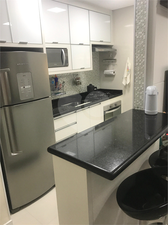 APARTAMENTO em CASA VERDE