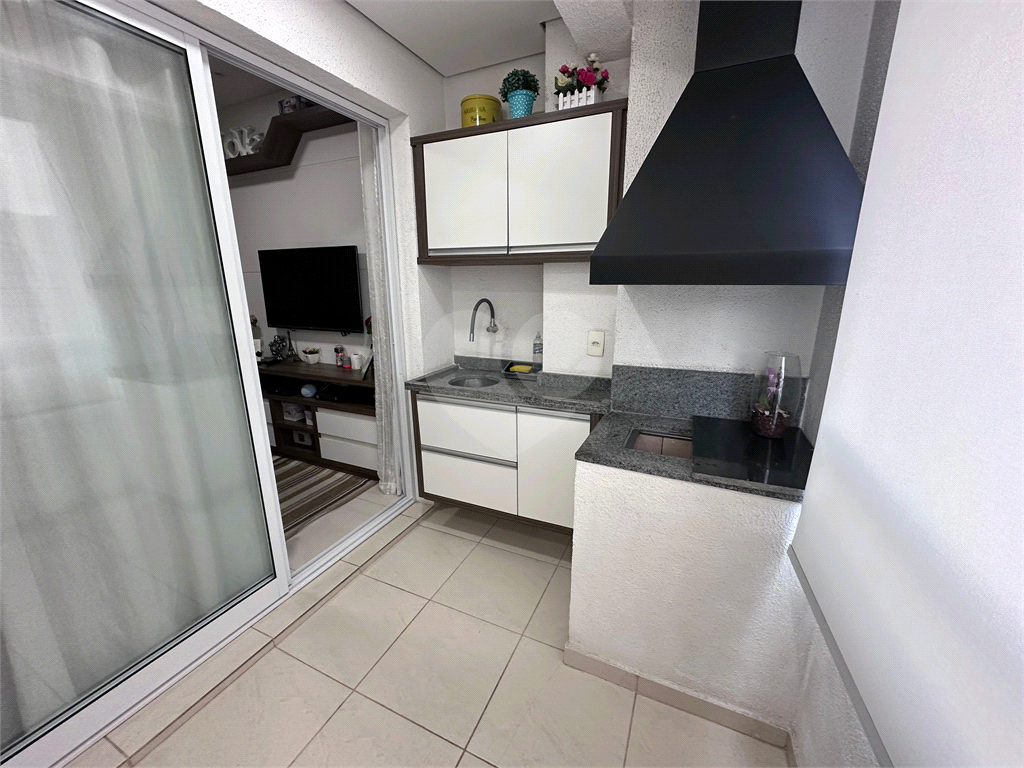 APARTAMENTO em CASA VERDE