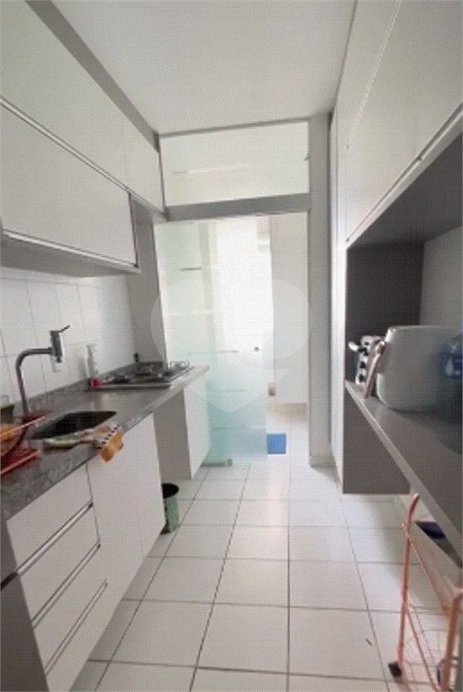 APARTAMENTO em GOPOÚVA
