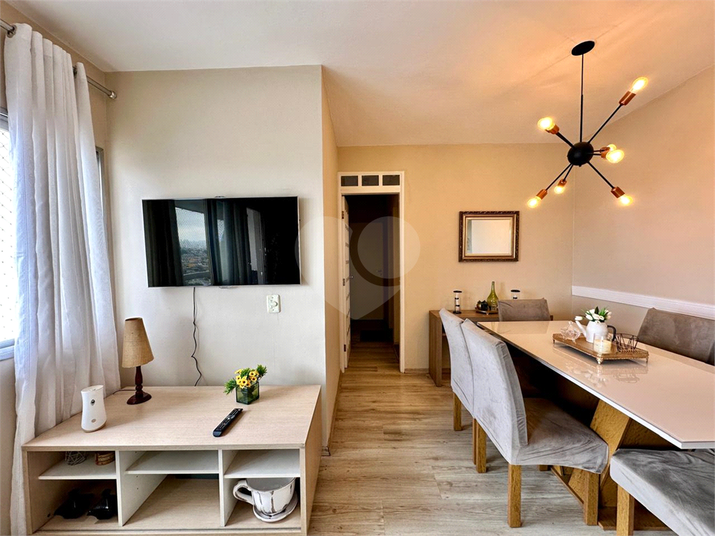 Apartamento à venda com 3 quartos, 82m² - Foto 3