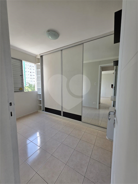 APARTAMENTO em HORTO