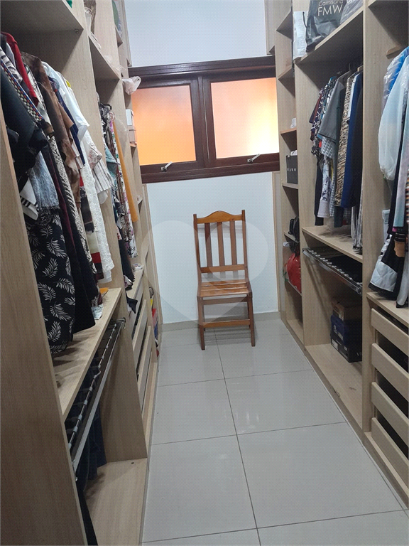 Casa de Condomínio à venda com 5 quartos, 375m² - Foto 31