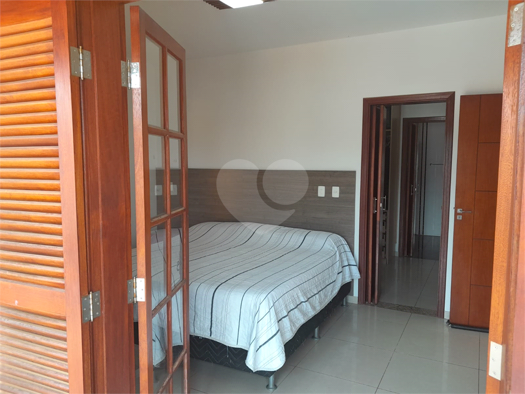 Casa de Condomínio à venda com 5 quartos, 375m² - Foto 8