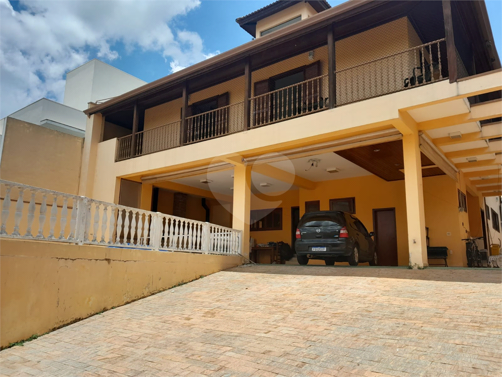 Casa de Condomínio à venda com 5 quartos, 375m² - Foto 2