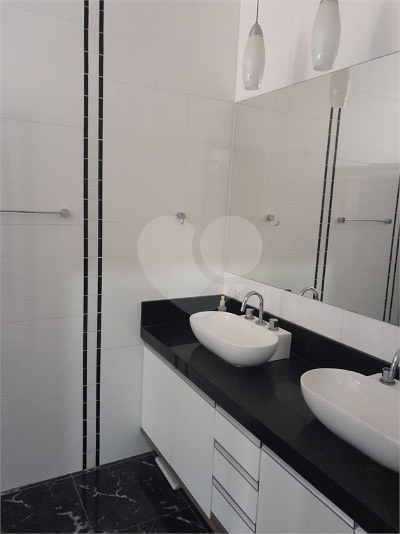 Casa de Condomínio à venda com 5 quartos, 375m² - Foto 30