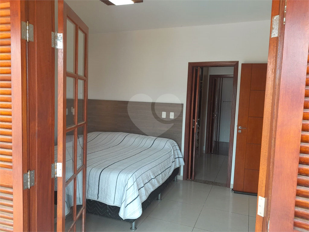 Casa de Condomínio à venda com 5 quartos, 375m² - Foto 38