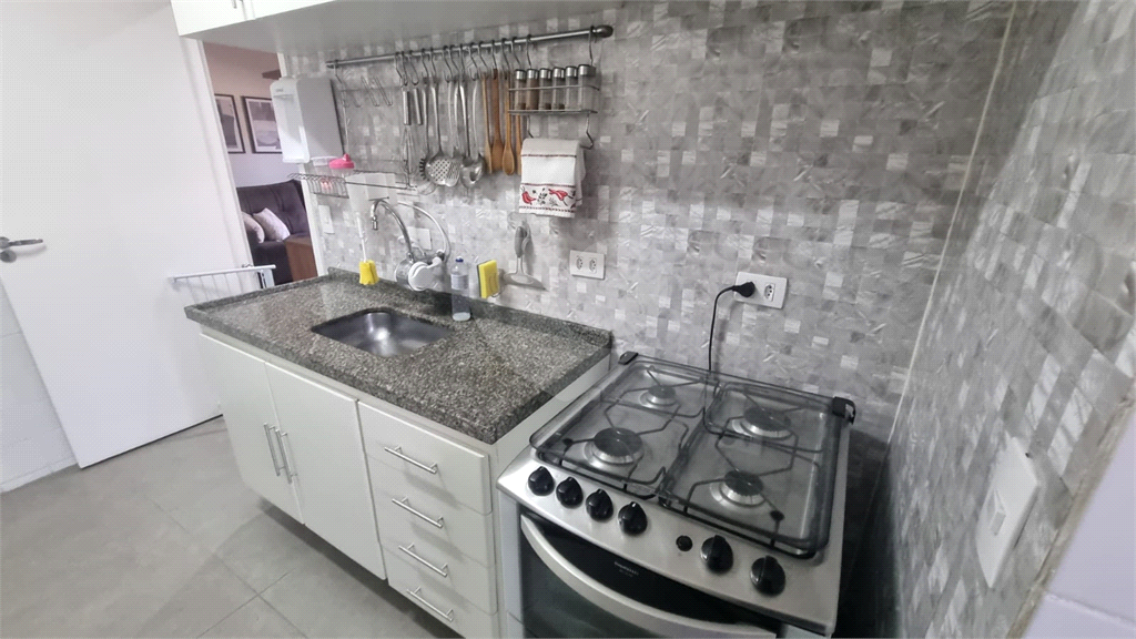 APARTAMENTO em CASA VERDE