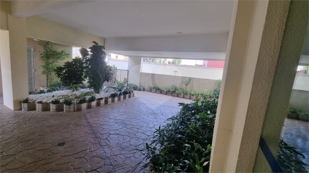 APARTAMENTO em CASA VERDE