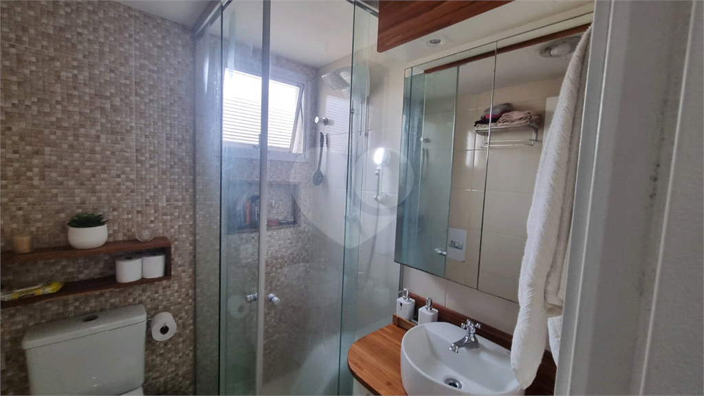 APARTAMENTO em CASA VERDE