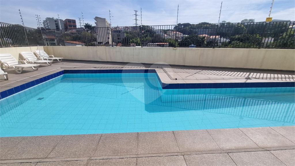 APARTAMENTO em CASA VERDE