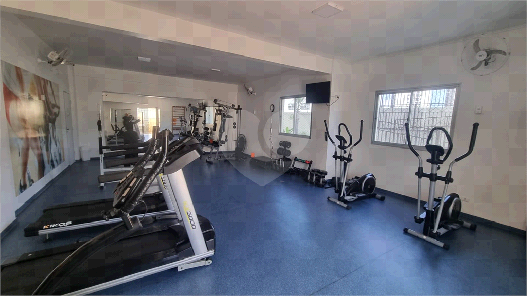 APARTAMENTO em CASA VERDE