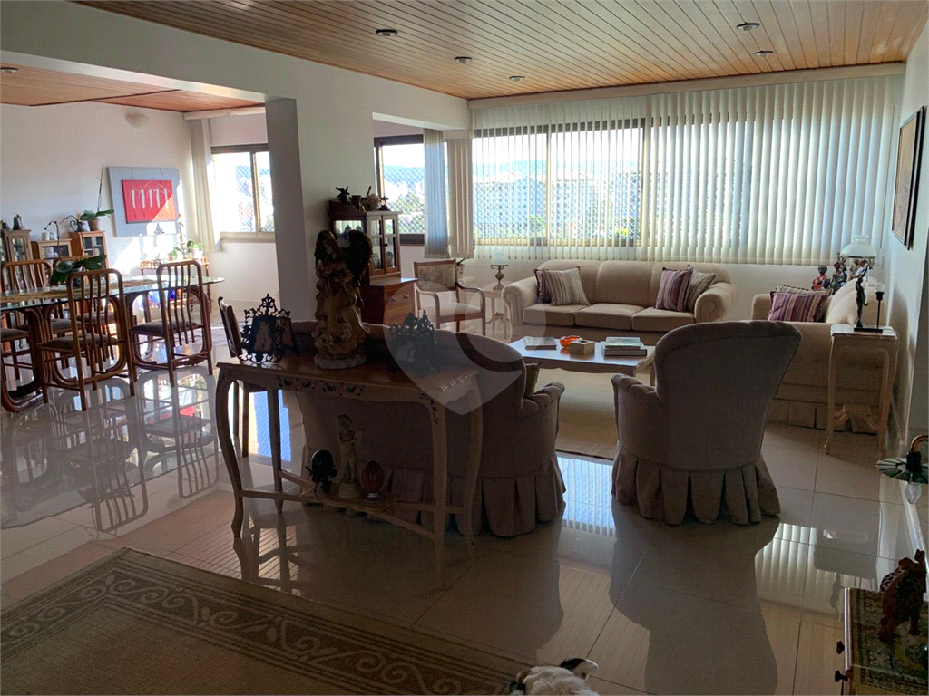 Apartamento, 4 quartos, 220 m² - Foto 2