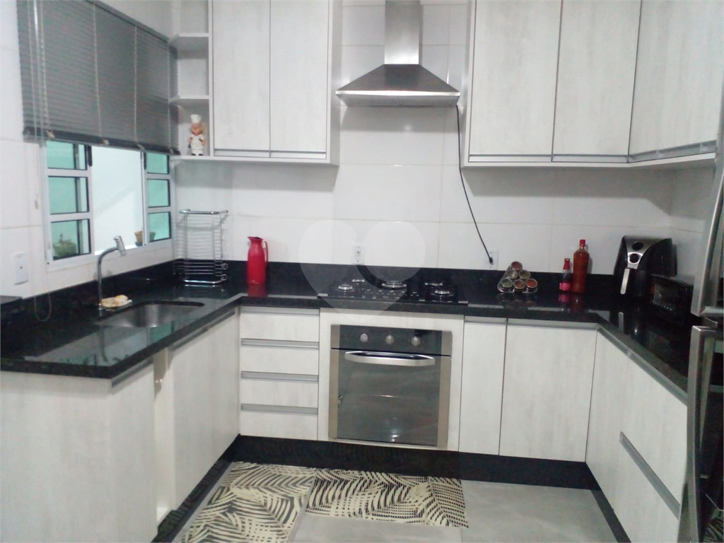 Casa à venda com 3 quartos, 255m² - Foto 16