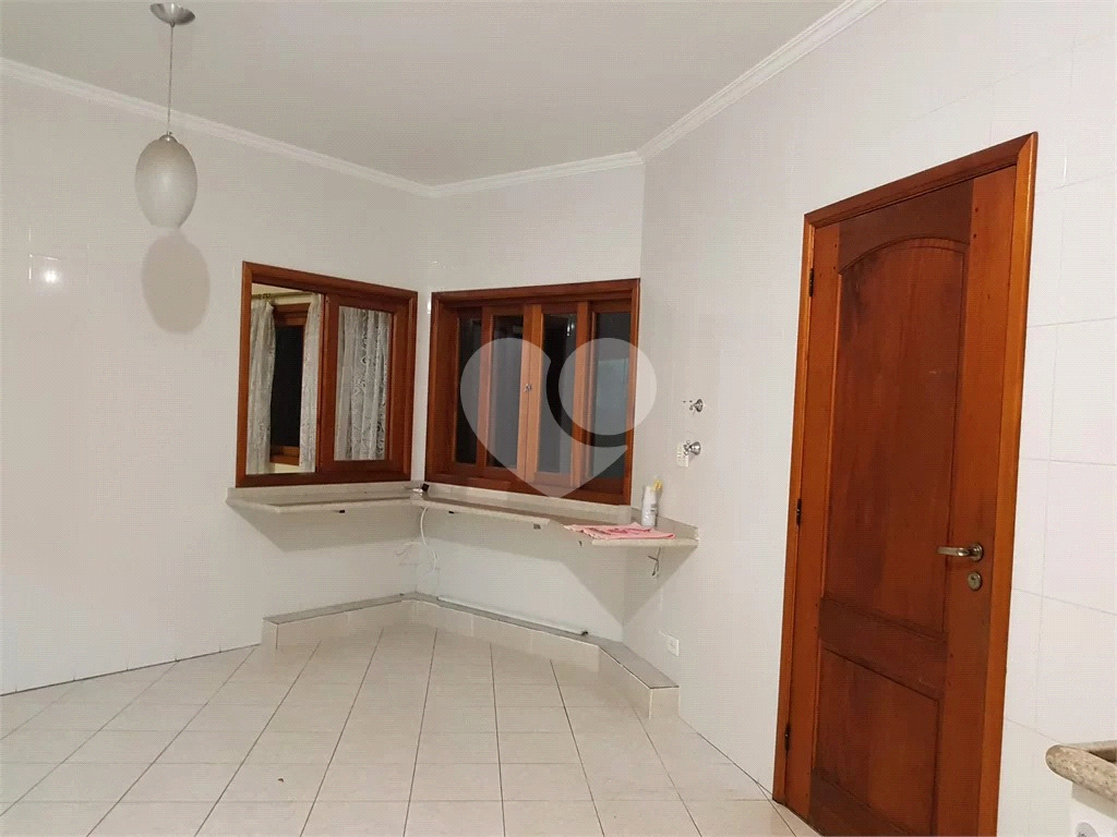 Casa de Condomínio à venda com 4 quartos, 398m² - Foto 6