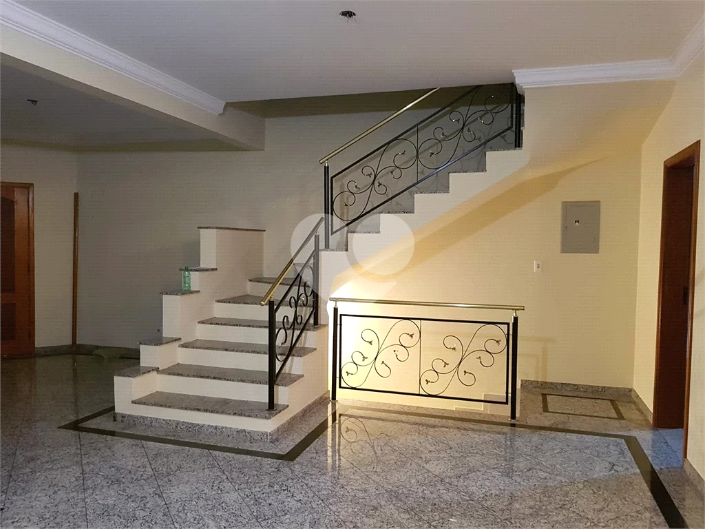 Casa de Condomínio à venda com 4 quartos, 398m² - Foto 8