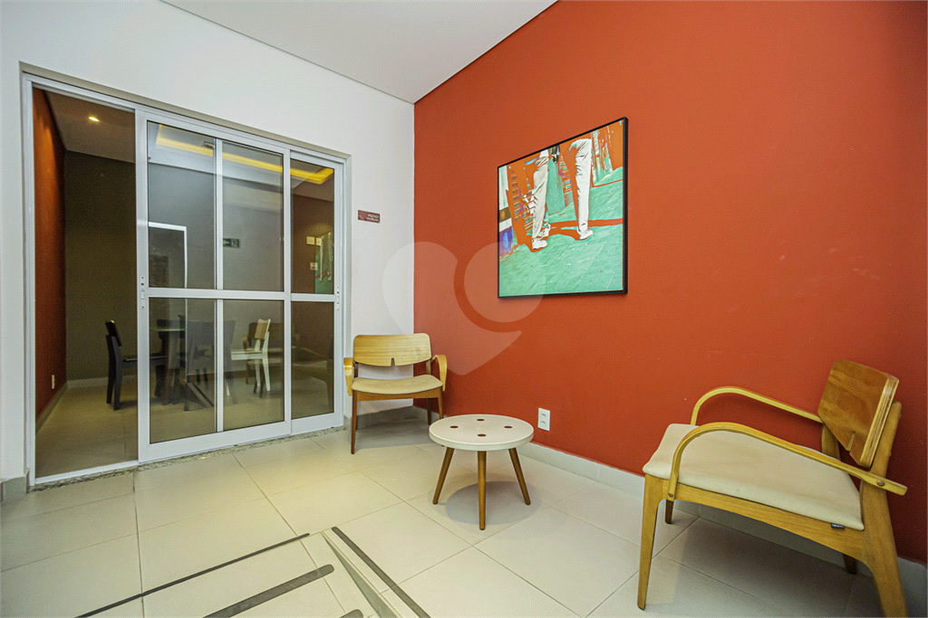 APARTAMENTO em CENTRO