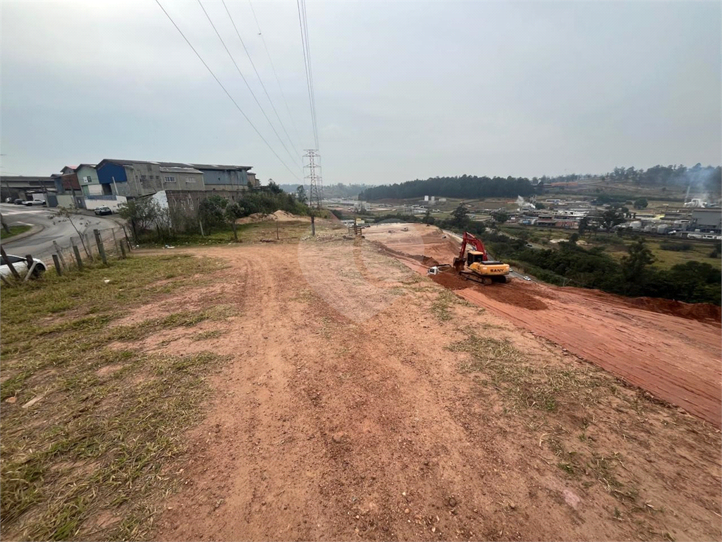 Terreno à venda com 1 quarto, 69004m² - Foto 1