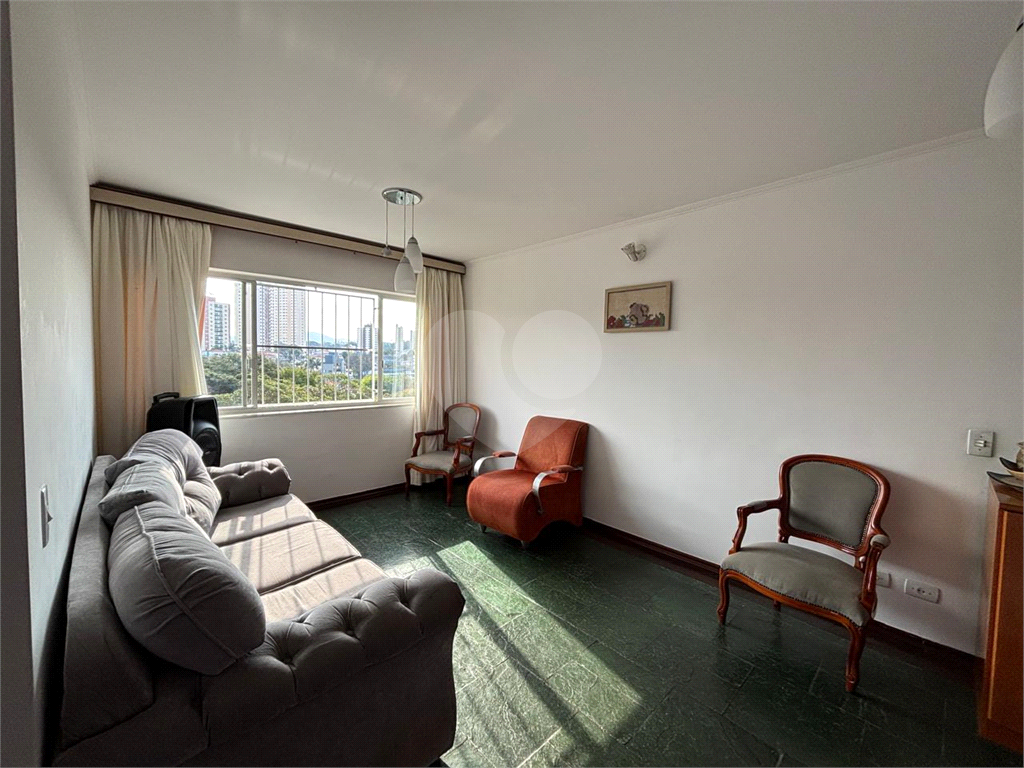 Apartamento bem localizado no bairro do Mandaqui, com 2 Dormitórios, sendo 1 suíte,