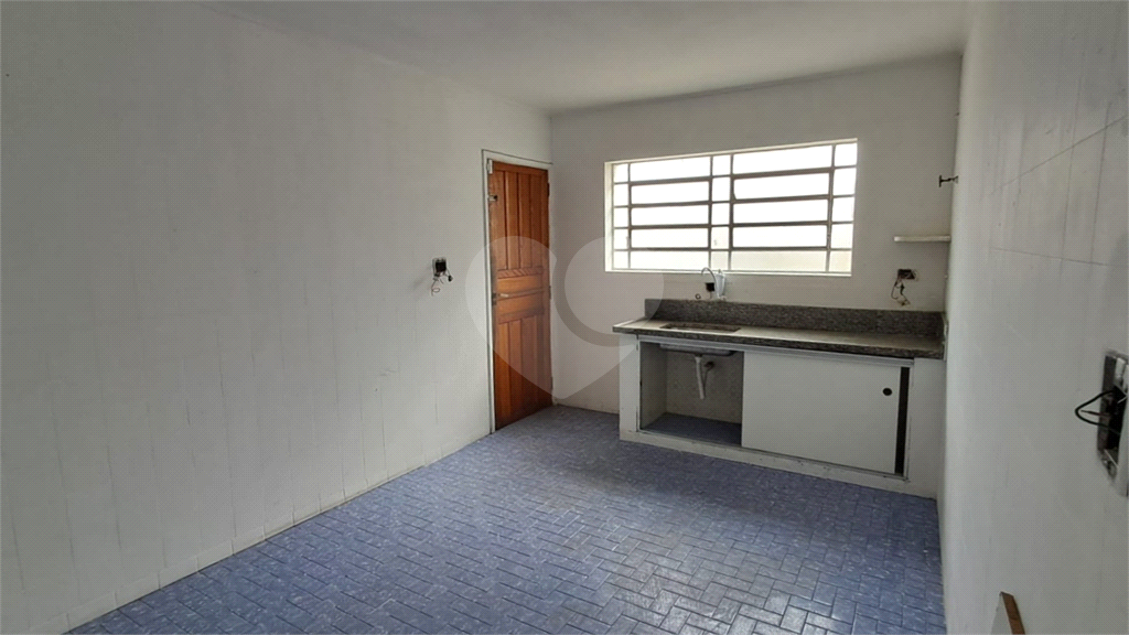 Sobrado à Venda | 150 m² | 3 dormitórios | 6 vagas na Água Fria!