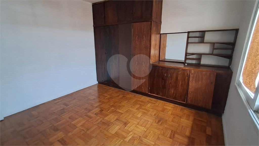 Sobrado à Venda | 150 m² | 3 dormitórios | 6 vagas na Água Fria!