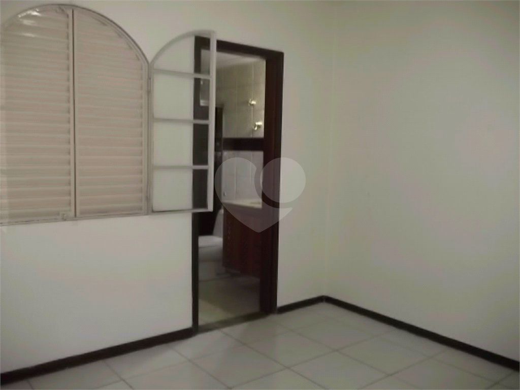 Casa à venda com 3 quartos, 173m² - Foto 16
