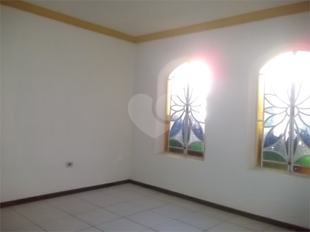 Casa à venda com 3 quartos, 173m² - Foto 1