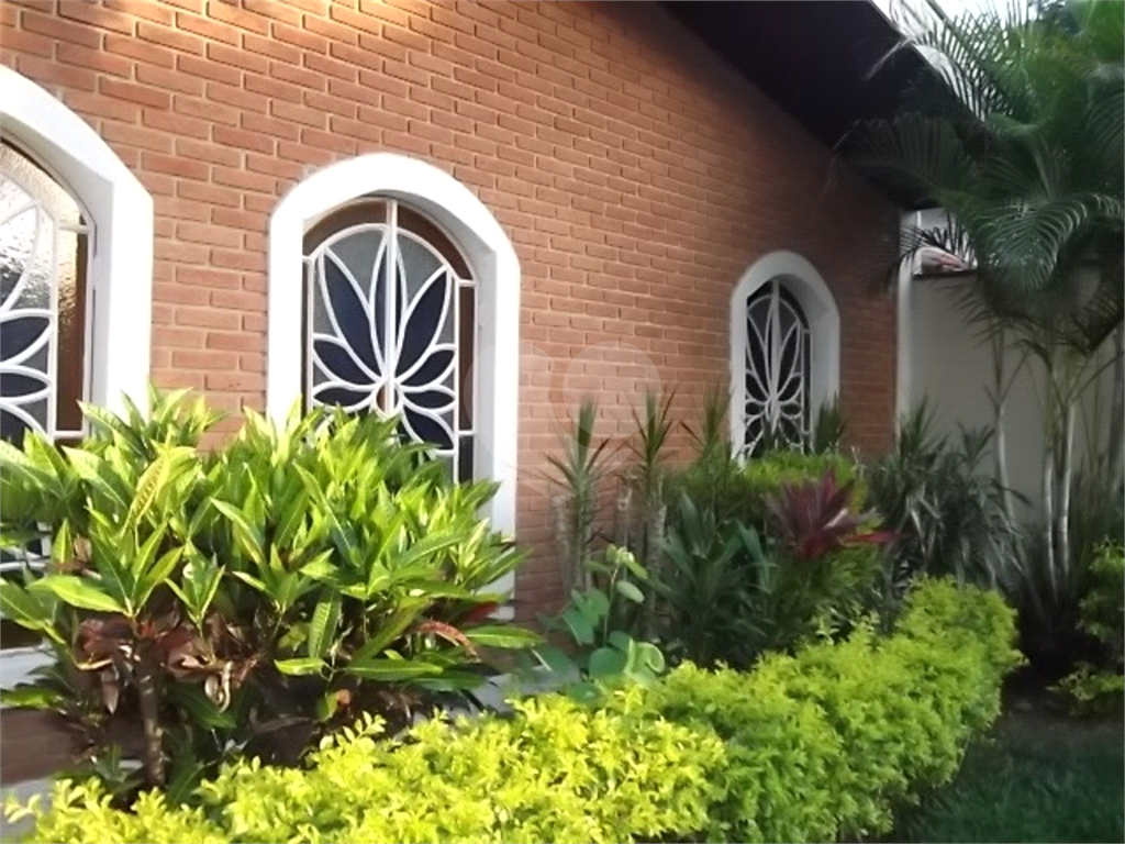 Casa à venda com 3 quartos, 173m² - Foto 3