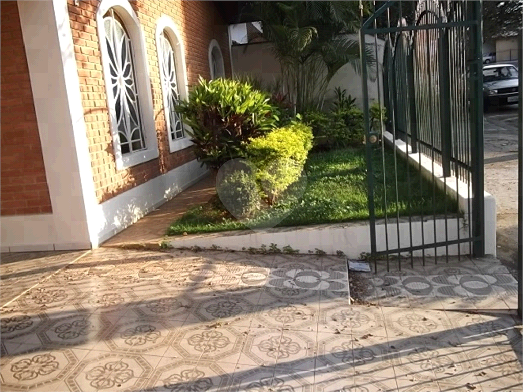 Casa à venda com 3 quartos, 173m² - Foto 7