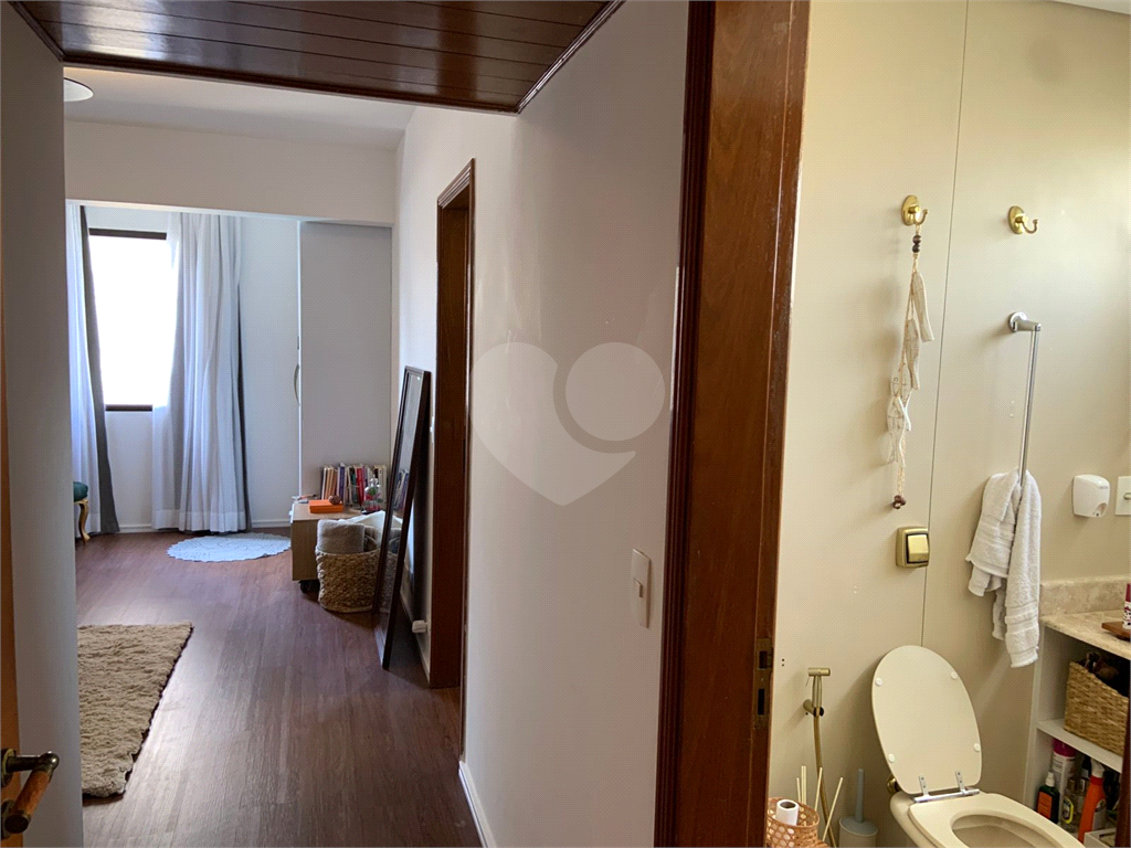 APARTAMENTO em REAL PARQUE