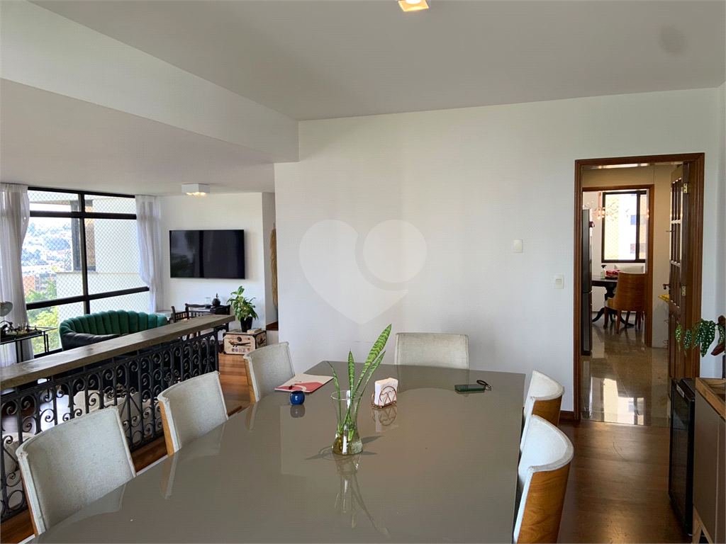 APARTAMENTO em REAL PARQUE