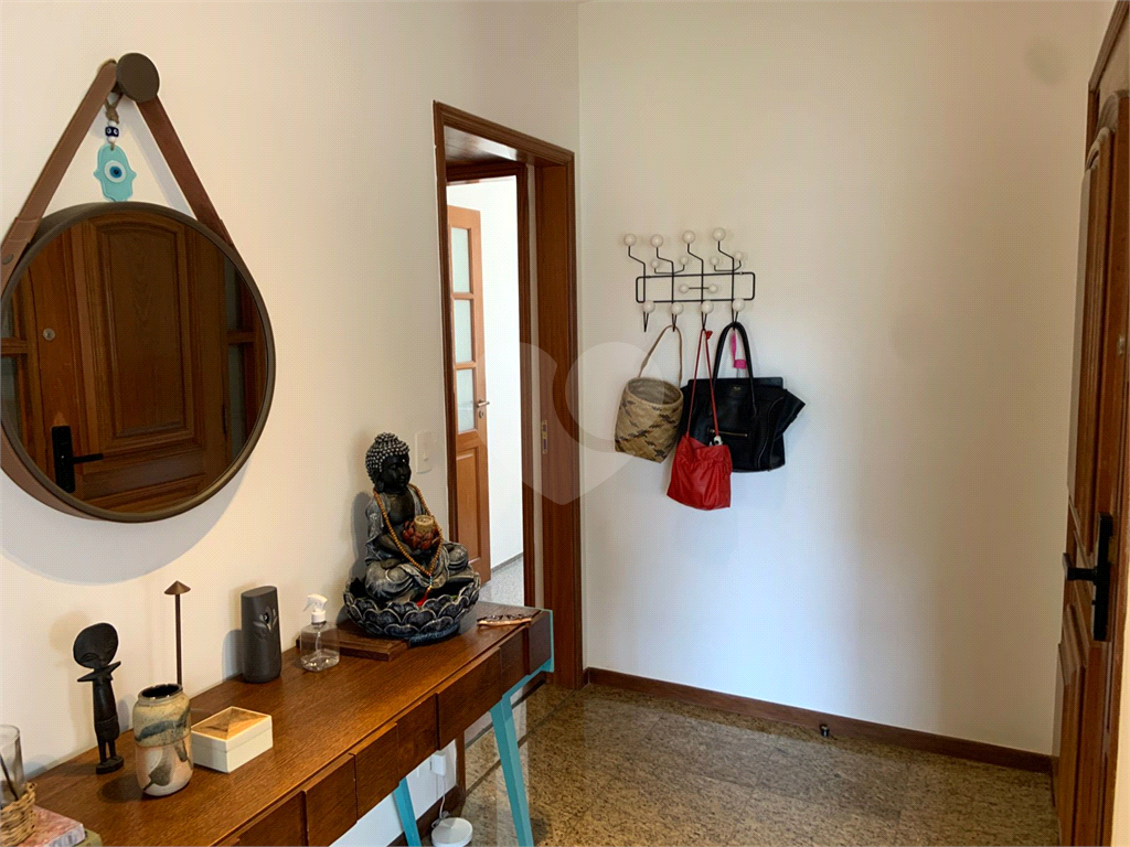 APARTAMENTO em REAL PARQUE