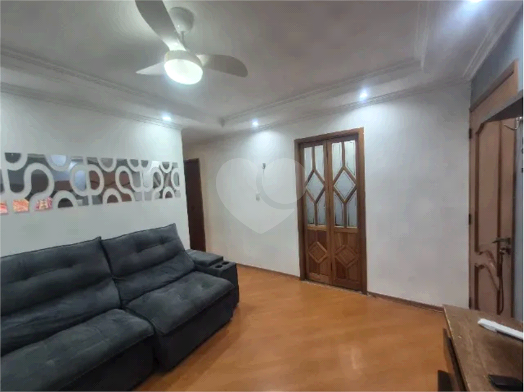 Apartamento 2 Dorm. Av. Profa. Virgilia Rodrigues A. C. Pinto, Jd Leonor Mendes de Barros
Apartamento térreo com 2 dormitórios, 65m², no melhor bloco do condomínio - Pronto para financiar!