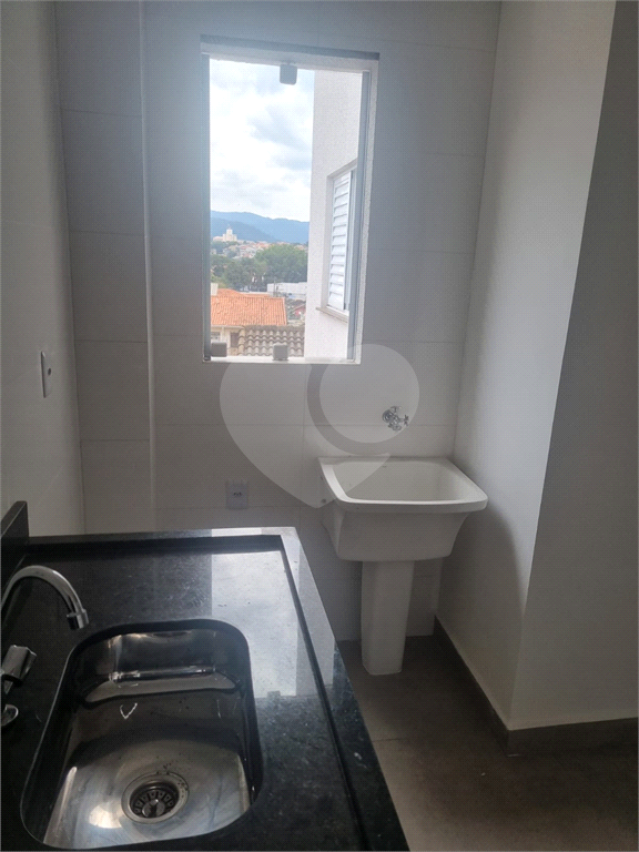 APTO COM 1 DORM NO TUCURUVI