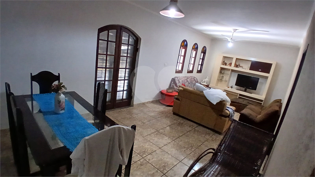 Casa Térrea à venda | 150 m² | 4 dormitórios | 1 suíte  | 4 vagas | Bairro: Pompéia - Socorro/SP