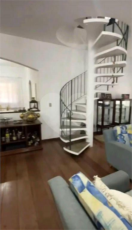 Casa à venda com 6 quartos, 400m² - Foto 6